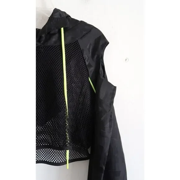 LF Mesh Cropped Top - Size Medium - Picture 3 of 8